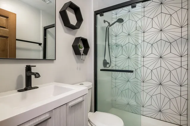 $799,900 | 505 Atwood Court, Elmhurst, IL 60126