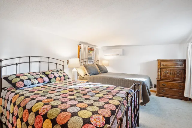 $499,000 | 93 Daniels Road, Weare, NH 03281