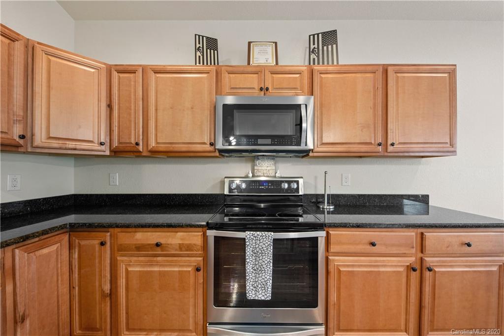 601 Pineland Road, Unit 17 Hendersonville, NC 28792 - Photo 16 of 25 Gallery Image 16