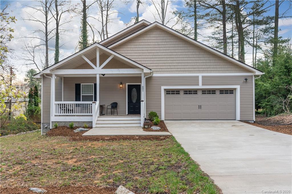 601 Pineland Road, Unit 17 Hendersonville, NC 28792 - Photo 3 of 25 Gallery Image 3