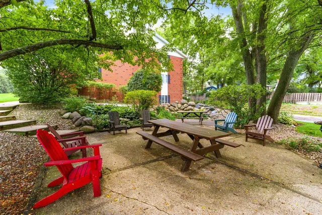 $189,000 | 1321 West Main Street, Unit 311A, Lake Geneva, WI 53147