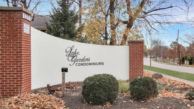 $189,000 | 1321 West Main Street, Unit 311A, Lake Geneva, WI 53147