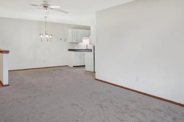 $189,000 | 1321 West Main Street, Unit 311A, Lake Geneva, WI 53147