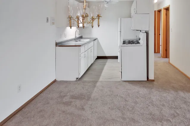 $189,000 | 1321 West Main Street, Unit 311A, Lake Geneva, WI 53147