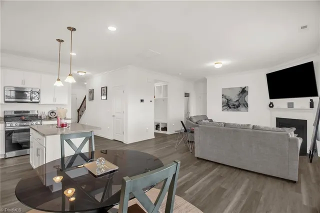 $404,900 | 178 Wickham Court, Clemmons, NC 27012