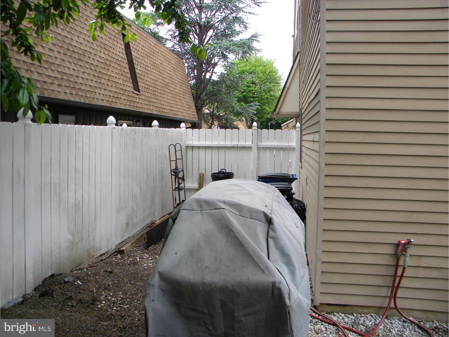 1108 Selmer Road Philadelphia, PA 19116 - Photo 16 of 23 Back Yard