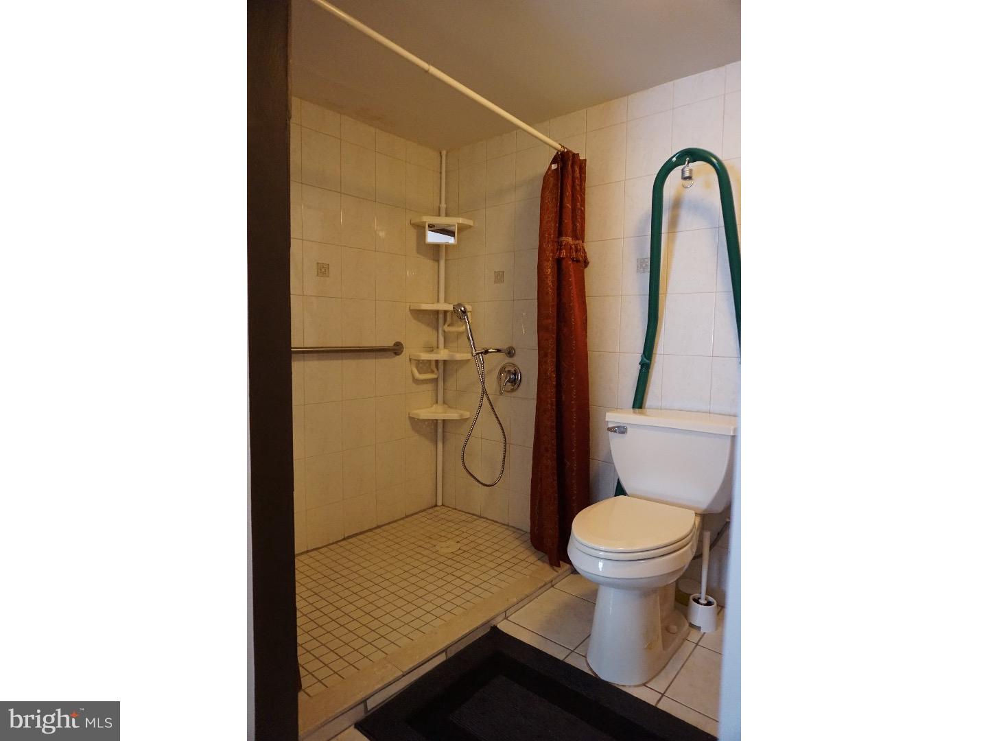 1108 Selmer Road Philadelphia, PA 19116 - Photo 22 of 23 Gallery Image 22
