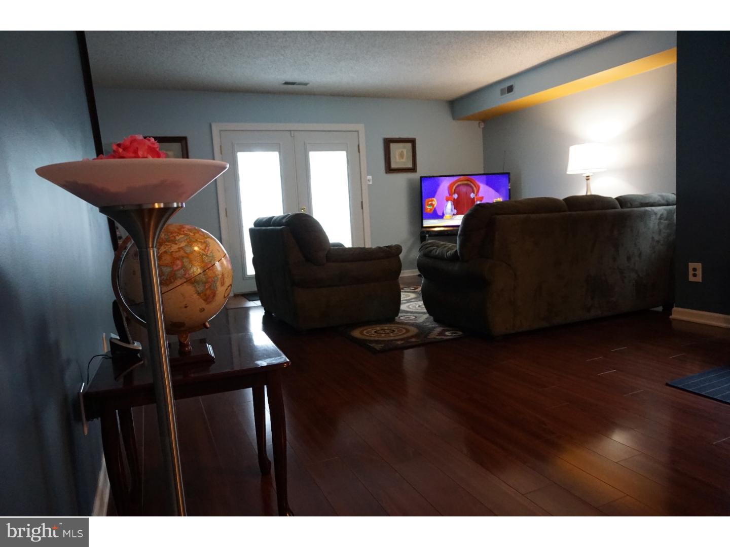 1108 Selmer Road Philadelphia, PA 19116 - Photo 6 of 23 Gallery Image 6