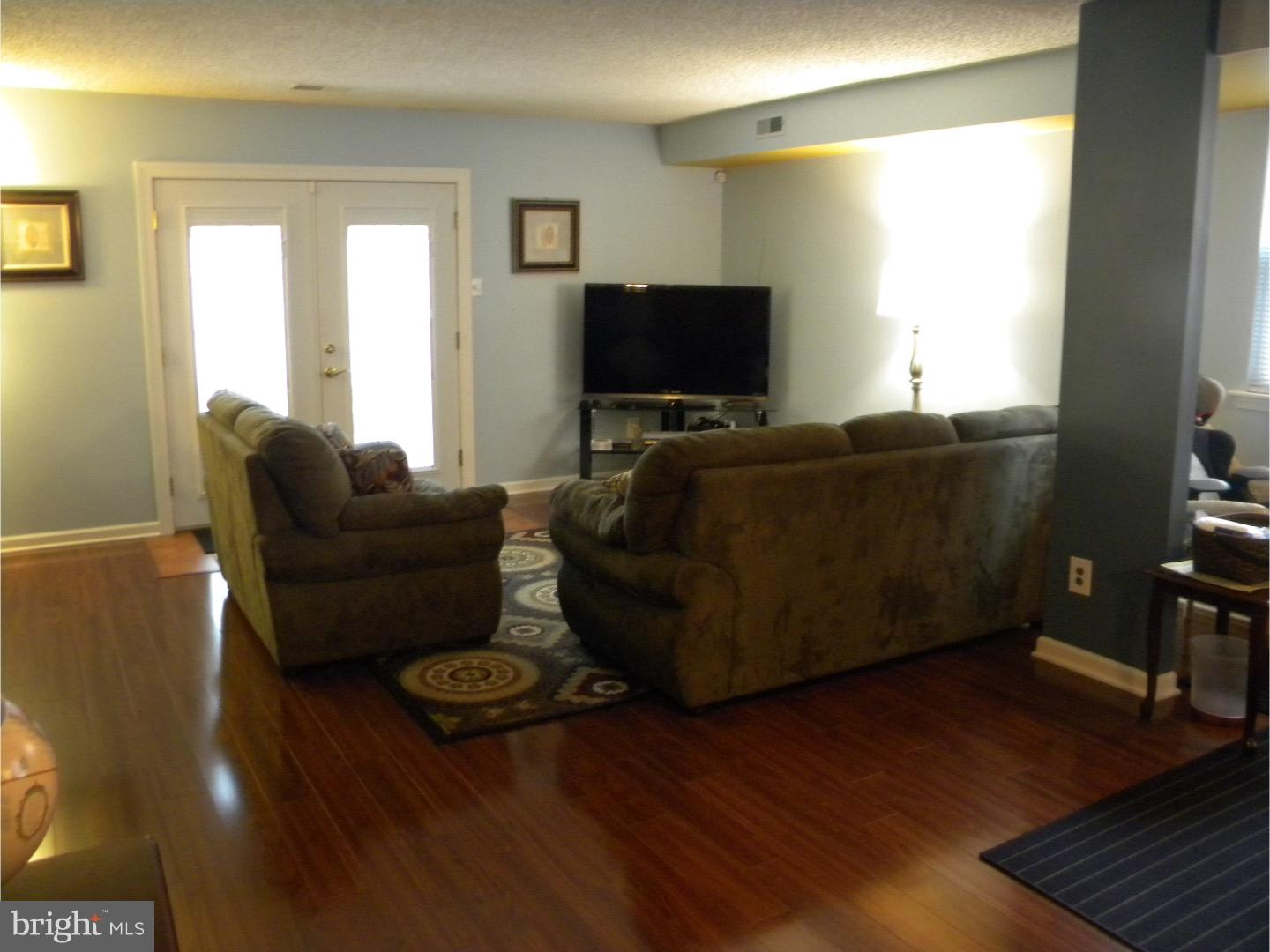 1108 Selmer Road Philadelphia, PA 19116 - Photo 7 of 23 Gallery Image 7