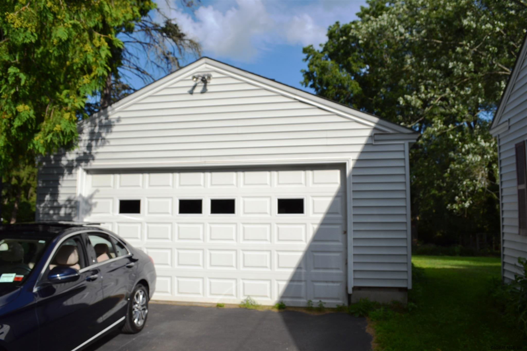 448 Ridge Road Queensbury, NY 12804 - Photo 8 of 16 Photo 10