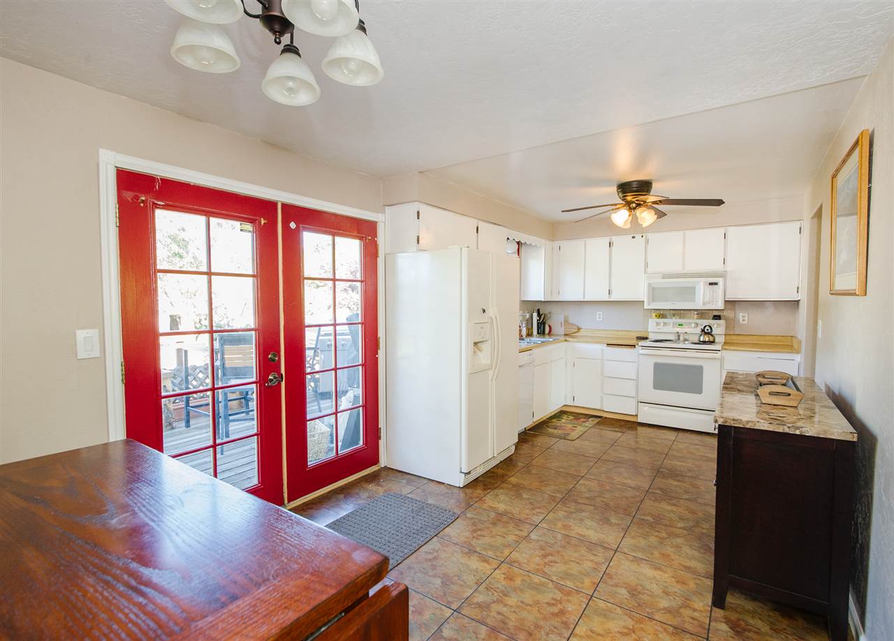 7712 North Standard Street Spokane, WA 99208 - Photo 4 of 16