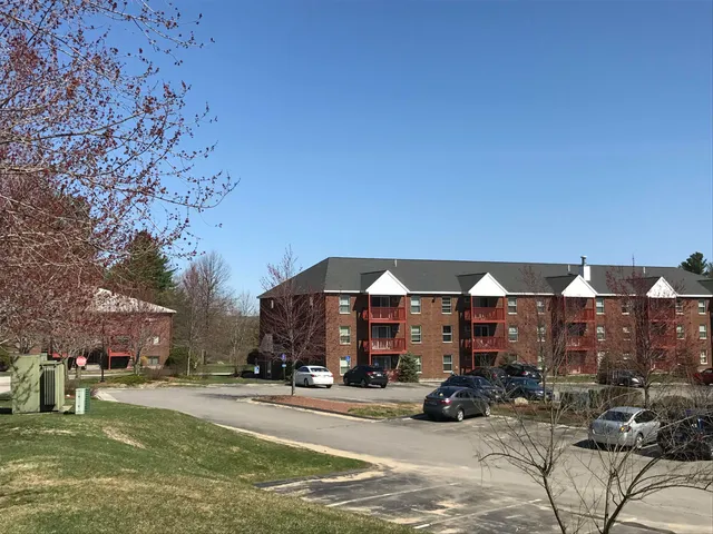 $1,690 | 95 Powers Street, Unit 85, Milford, NH 03055