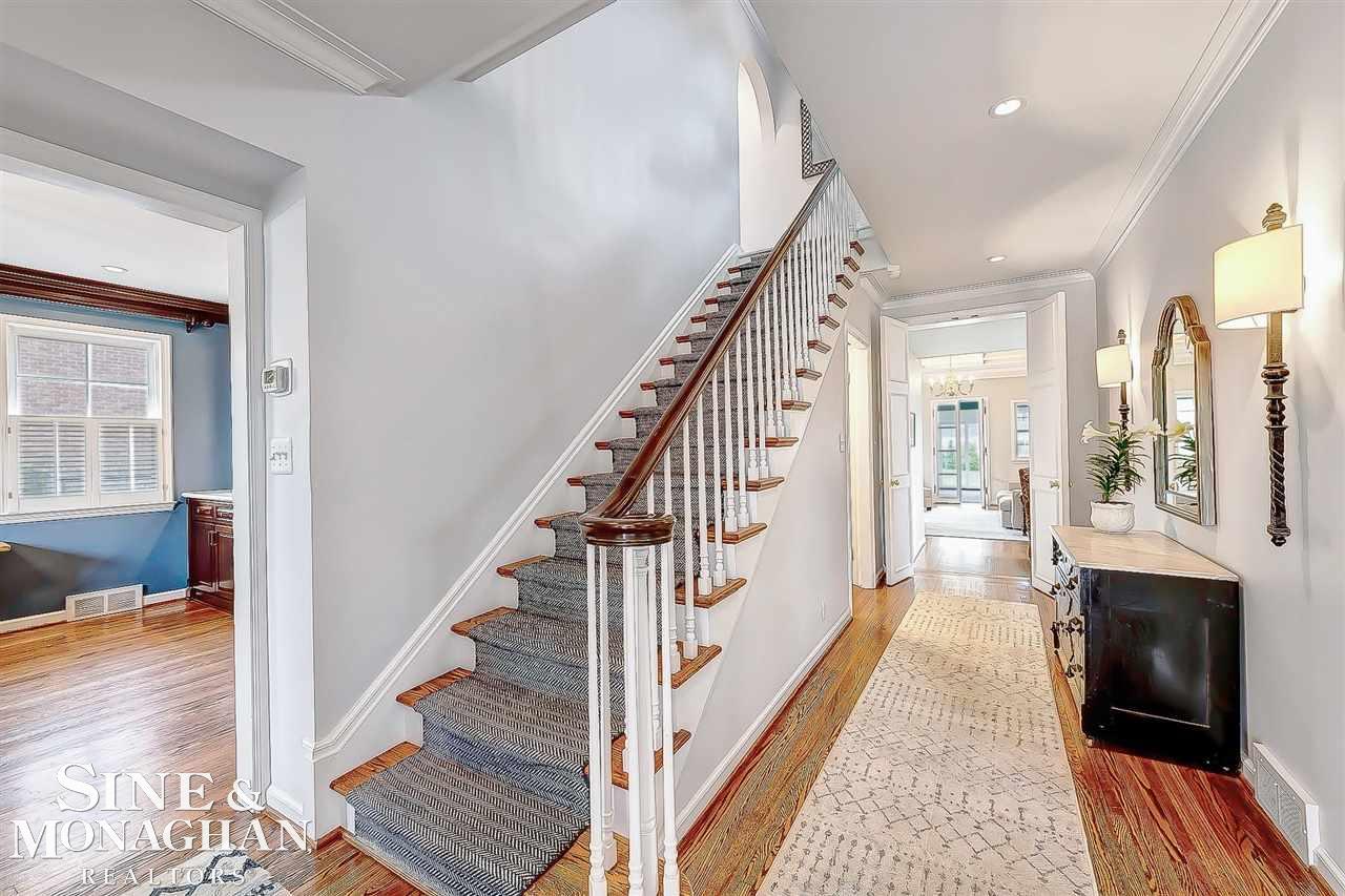 34 Edgemere Road Grosse Pointe Farms, MI 48236 - Photo 4 of 67