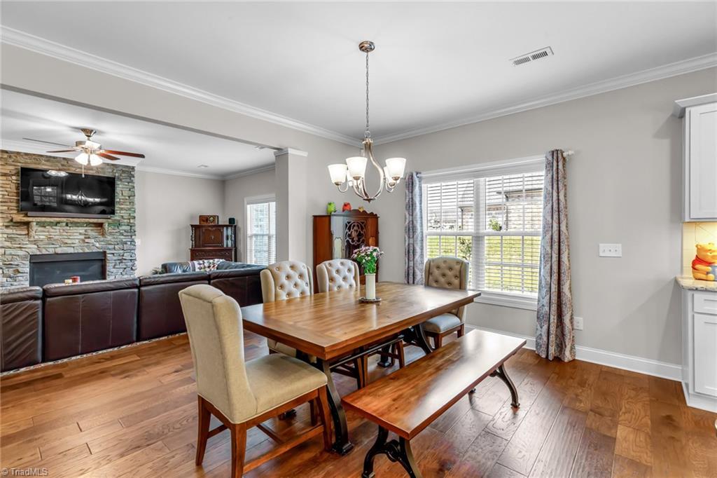 2818 Fallin Court High Point, NC 27262 - Photo 11 of 37 Gallery Image 11