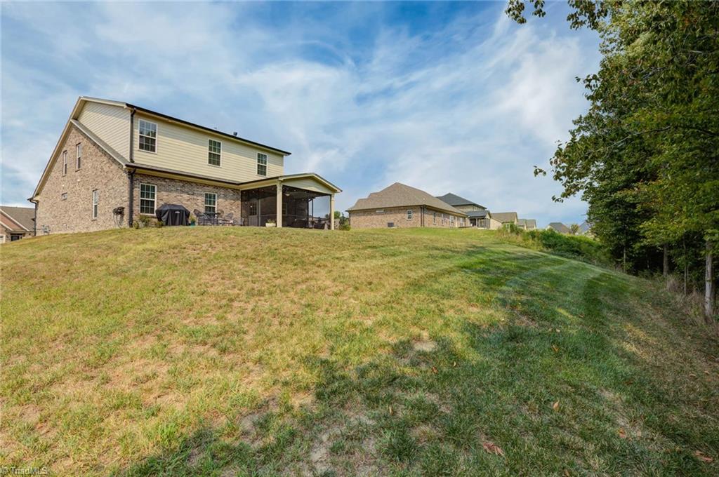2818 Fallin Court High Point, NC 27262 - Photo 35 of 37 Gallery Image 35