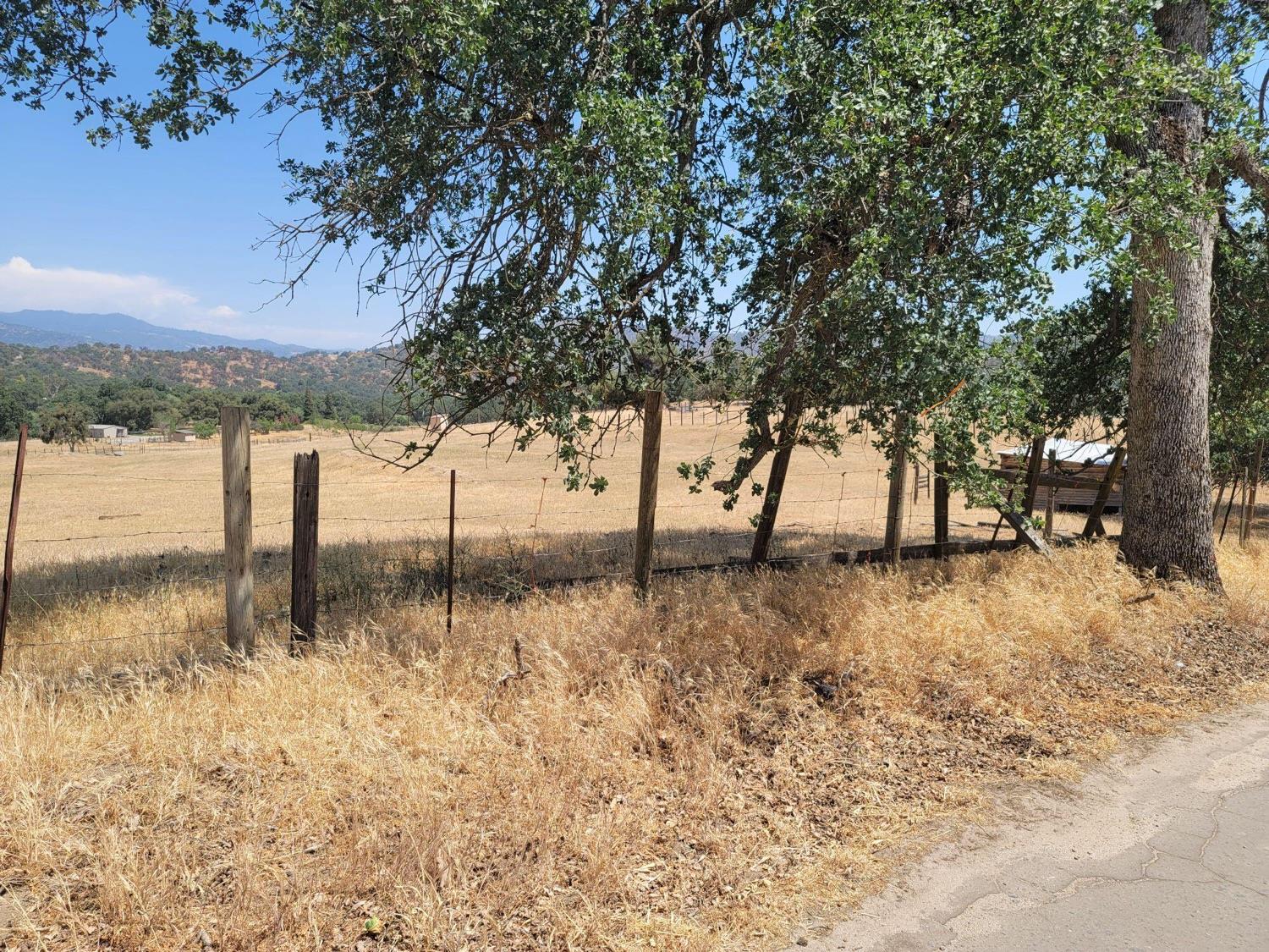 35897 Hopewell Road Squaw Valley, CA 93675 - Photo 1 of 39 Gallery Image 1