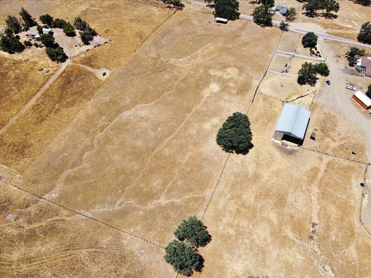 35897 Hopewell Road Squaw Valley, CA 93675 - Photo 4 of 39 Gallery Image 4
