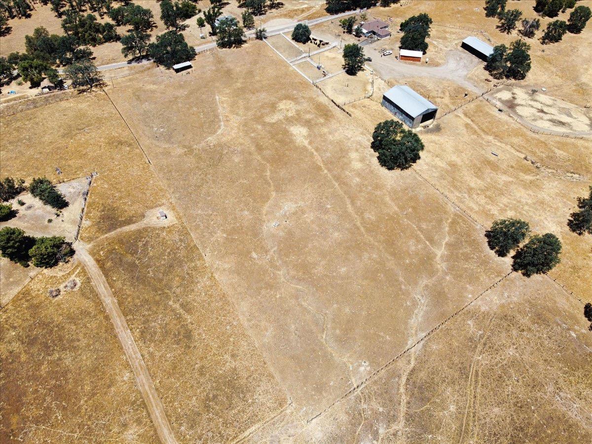35897 Hopewell Road Squaw Valley, CA 93675 - Photo 5 of 39 Gallery Image 5