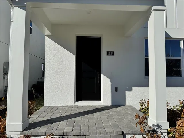 $535,000 | 1833 Crowncrest Drive, Apopka, FL 32703