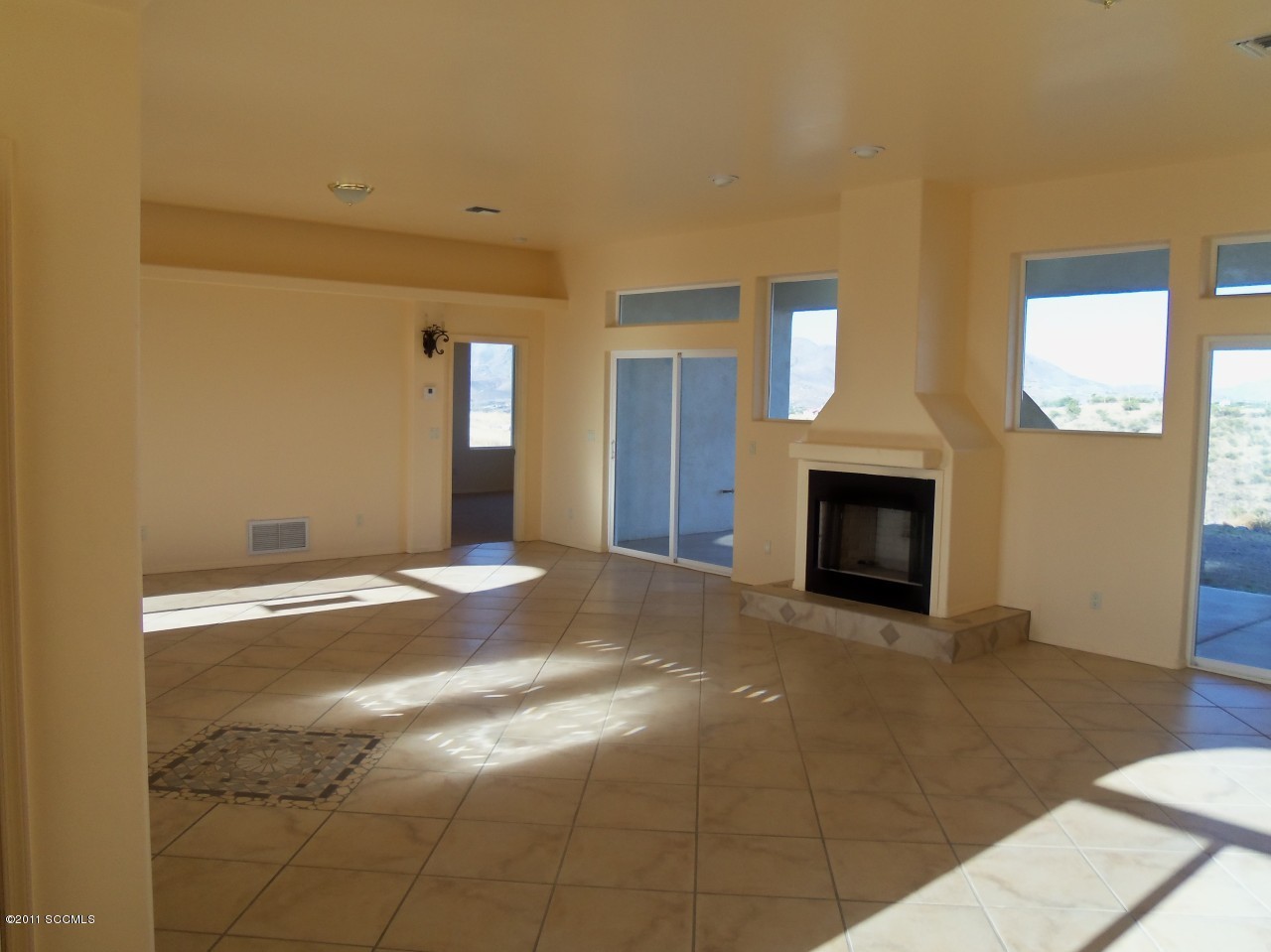 709 Calle Lukas Rio Rico, AZ 85648 - Photo 4 of 12 Gallery Image 4