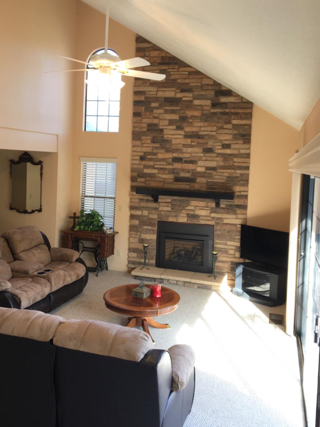 40576 Saddleback Road Bass Lake, CA 93604 - Photo 8 of 28 Gallery Image 8