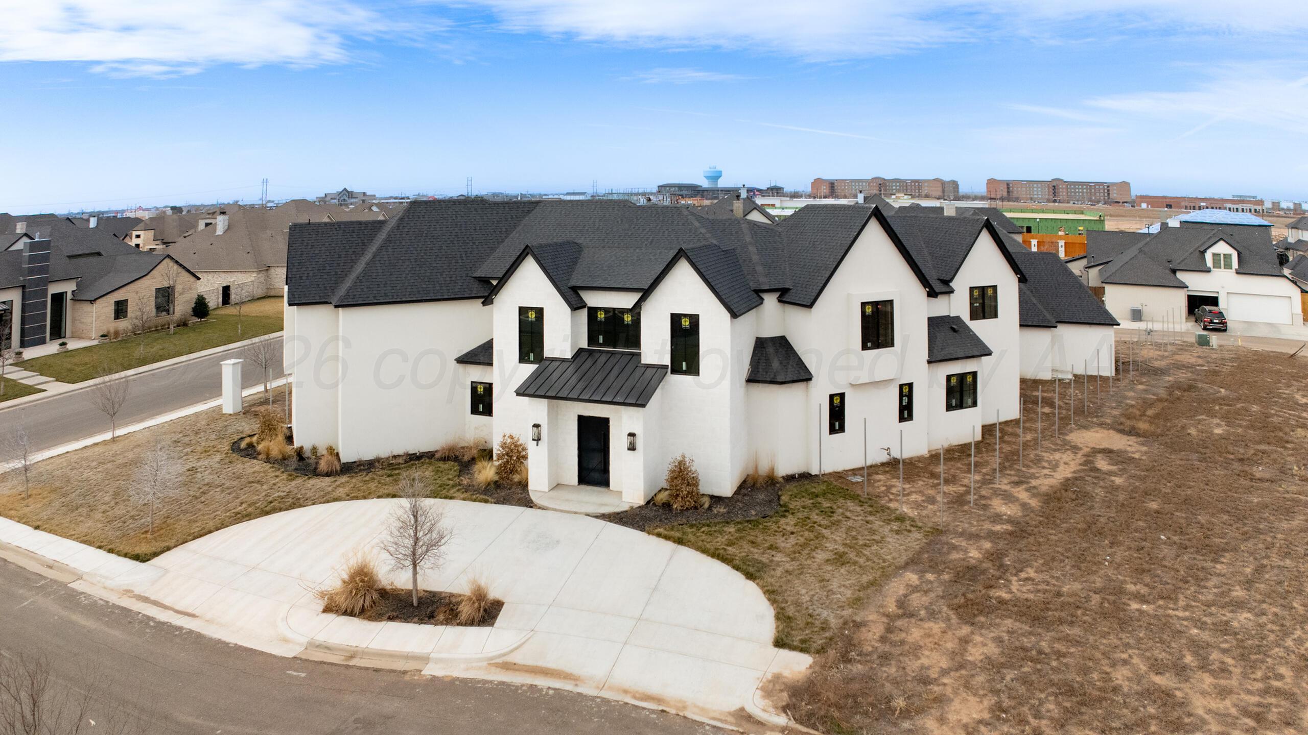 5602 Boyce Court Amarillo, TX 79119 - Photo 12 of 17 a view of residential houses with sky view