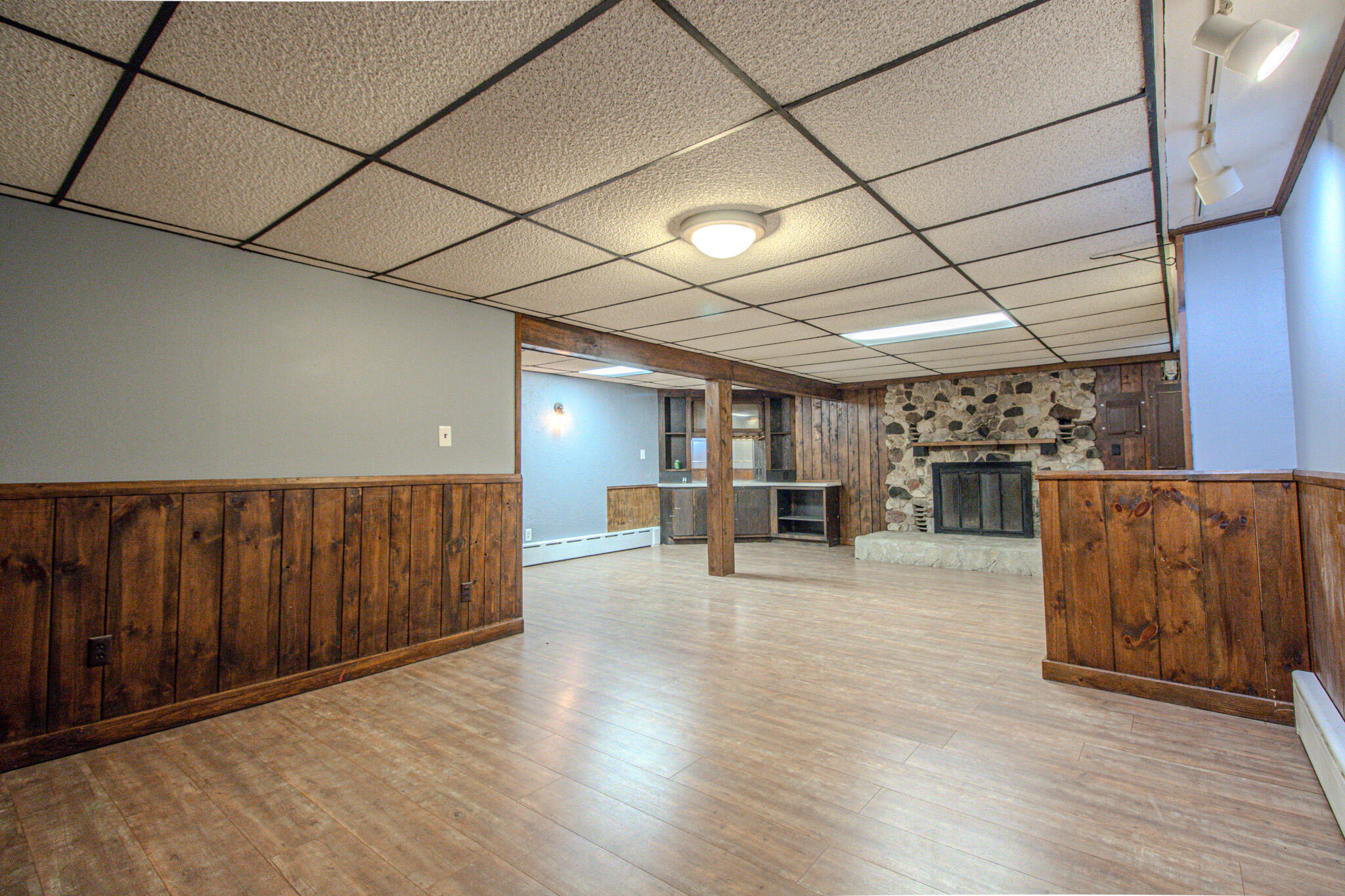 W6569 County Rd F Cascade, WI 53011 - Photo 49 of 67 LL Rec room