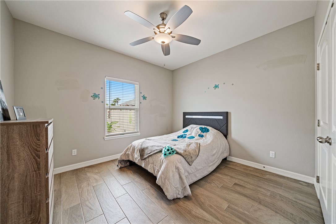 15433 Finistere Street Corpus Christi, TX 78418 - Photo 16 of 21