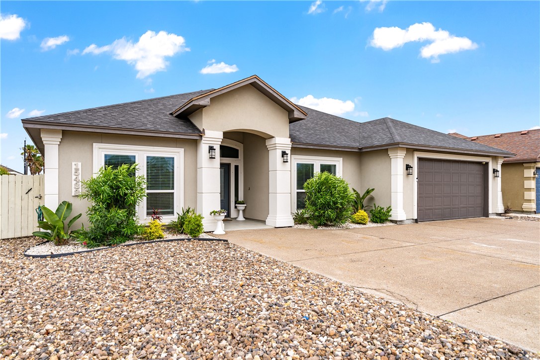 15433 Finistere Street Corpus Christi, TX 78418 - Photo 3 of 21