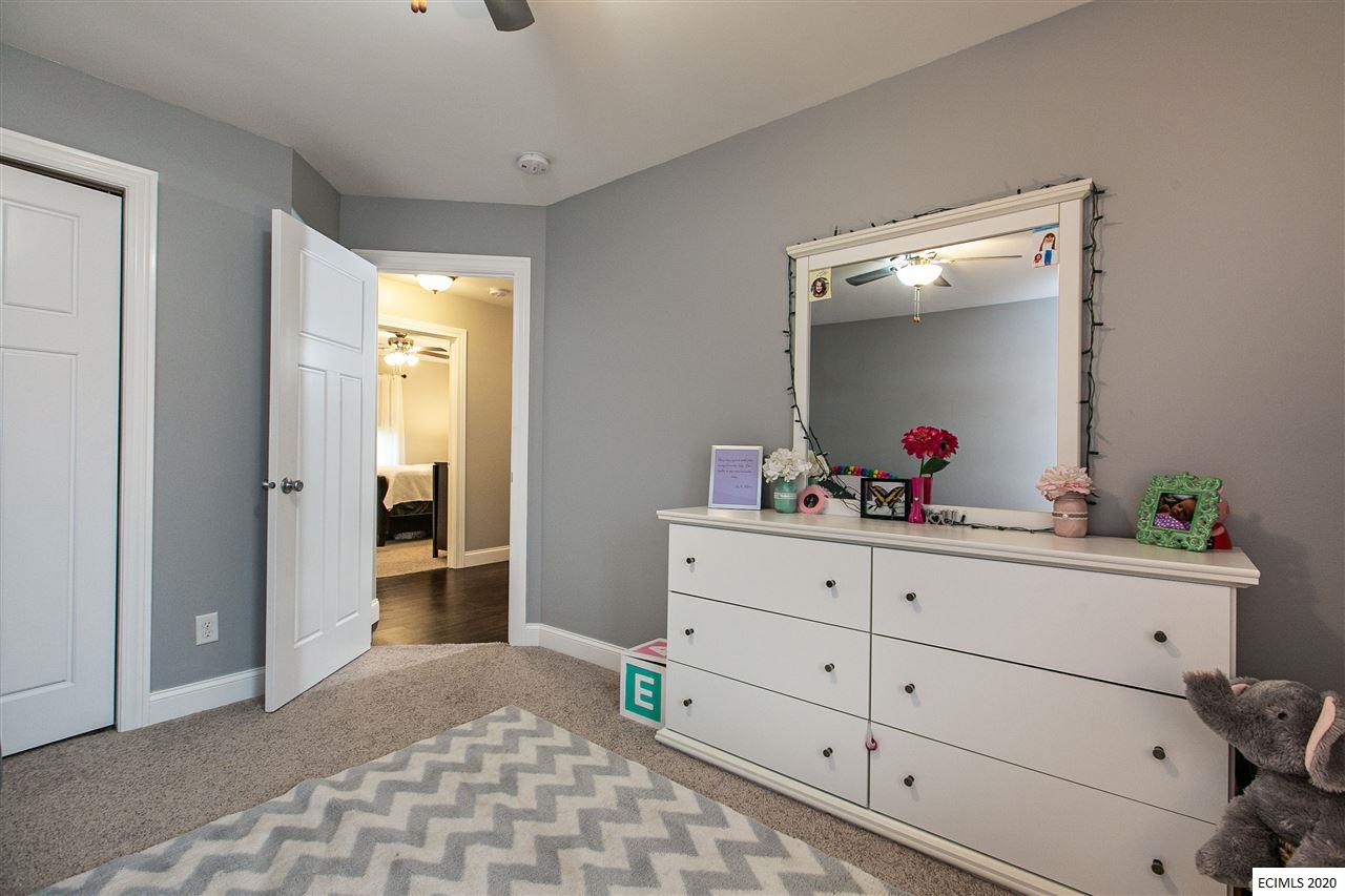 5149 Park Place Dubuque, IA 52002 - Photo 24 of 45 Gallery Image 24