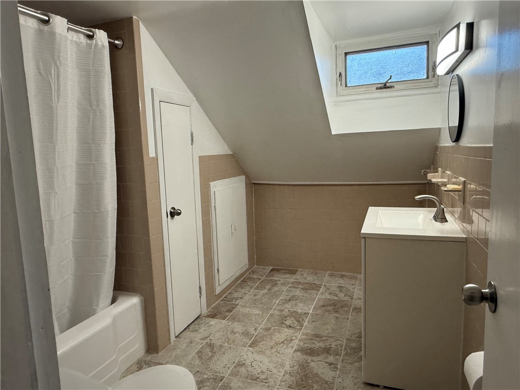 227 Providence Street West Warwick, RI 02893 - Photo 16 of 21