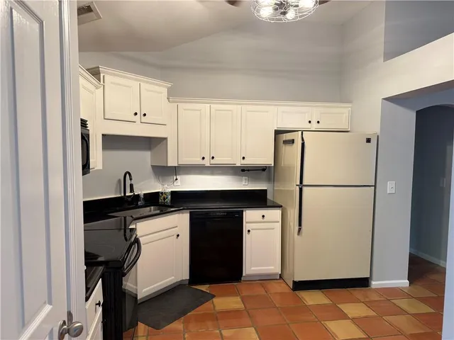 $399,000 | 422 Arrowhead Trail, Canton, GA 30114