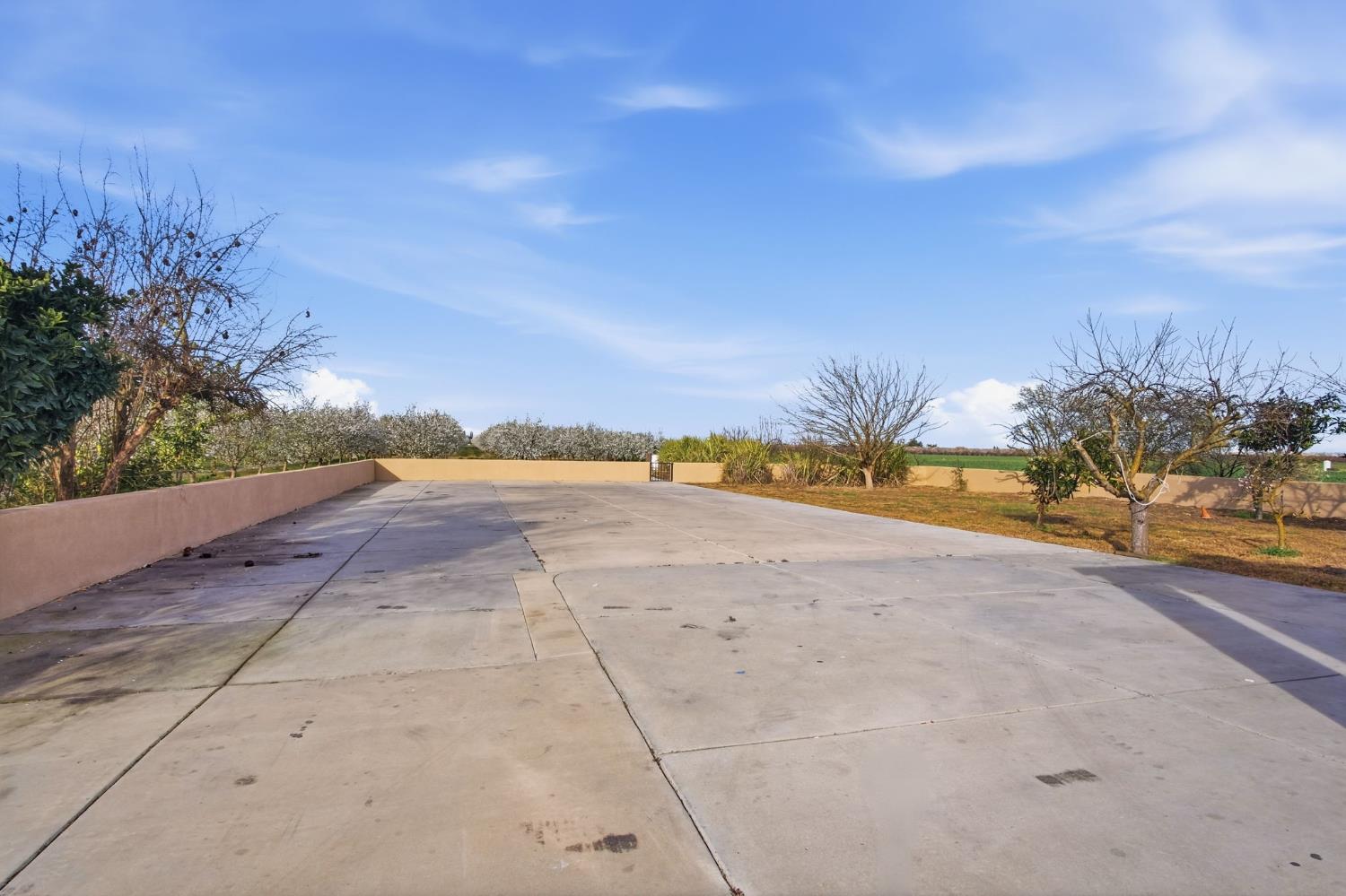 5333 Geer Road Turlock, CA 95382 - Photo 23 of 37 a view of an ocean view