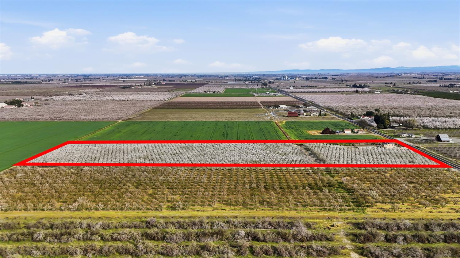 5333 Geer Road Turlock, CA 95382 - Photo 36 of 37 a view of a city