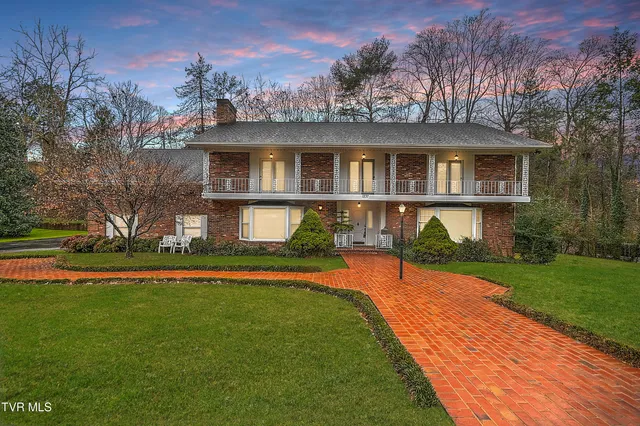 $599,000 | 1237 Radcliffe Avenue, Kingsport, TN 37664