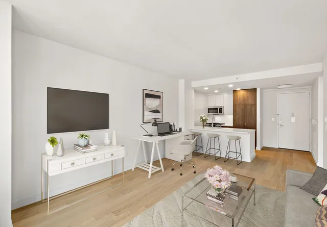 $7,300 | 55 West 25th Street, Unit 24C | NoMad