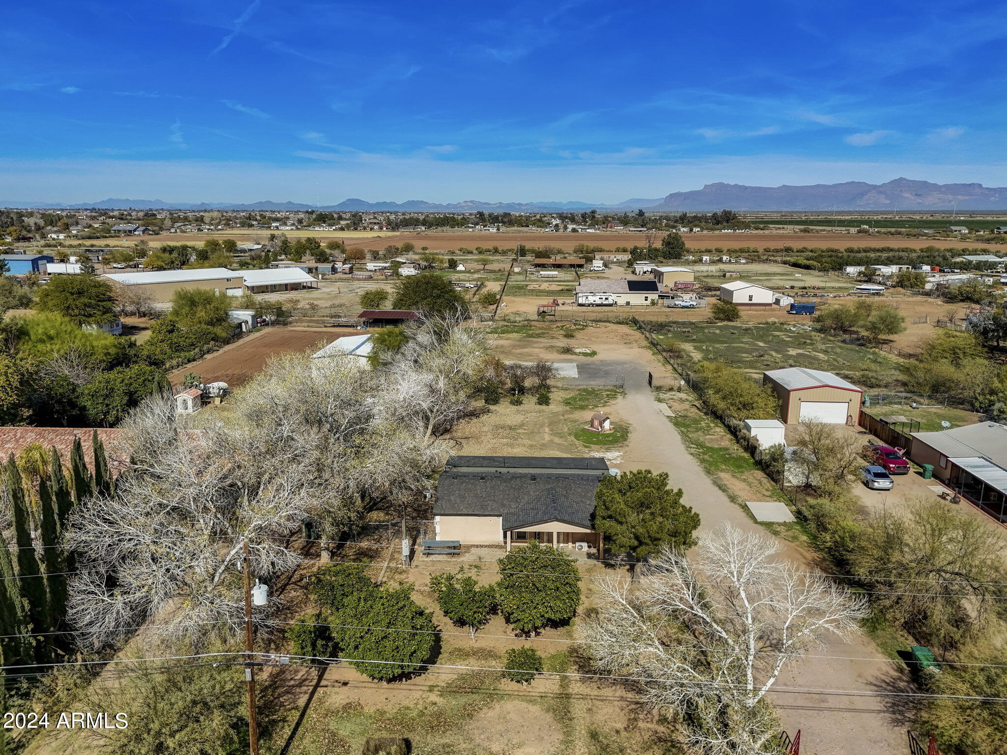 4800 East Rolling Ridge Road San Tan Valley, AZ 85140 - Photo 5 of 51 39-web-or-mls-E Rolling Ridge Rd --037