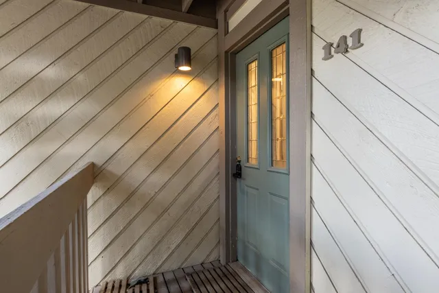 $479,000 | 2113 Meridian Boulevard, Unit 141, Mammoth Lakes, CA 93546