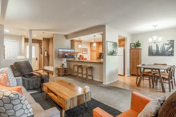 $479,000 | 2113 Meridian Boulevard, Unit 141, Mammoth Lakes, CA 93546