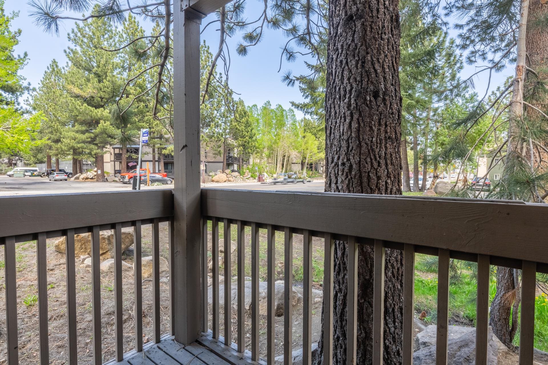 2113 Meridian Boulevard, Unit 141 Mammoth Lakes, CA 93546 - Photo 7 of 23 View of wooden deck