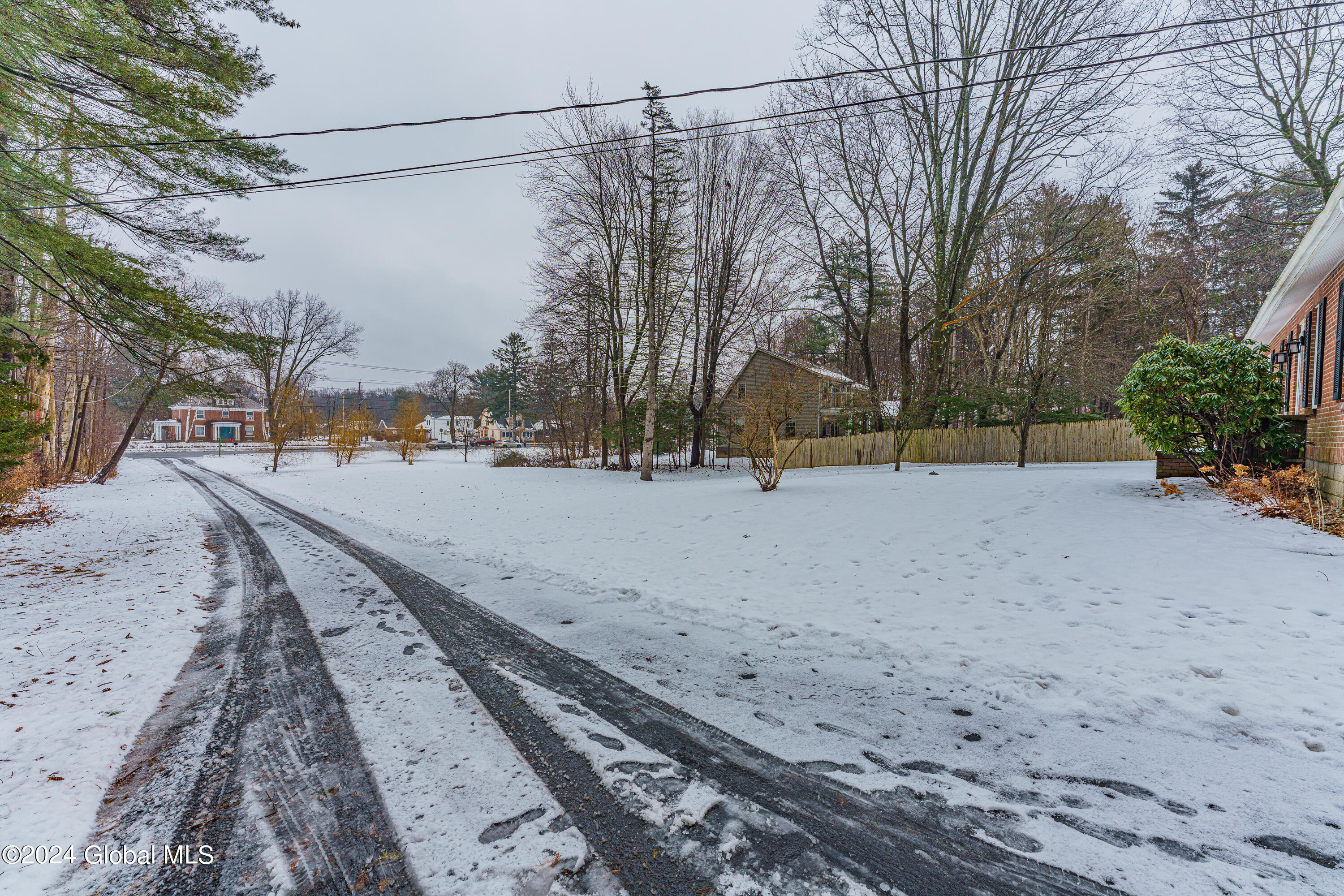 2734 Troy-Schenectady Road Niskayuna, NY 12309 - Photo 43 of 43 Yard 10
