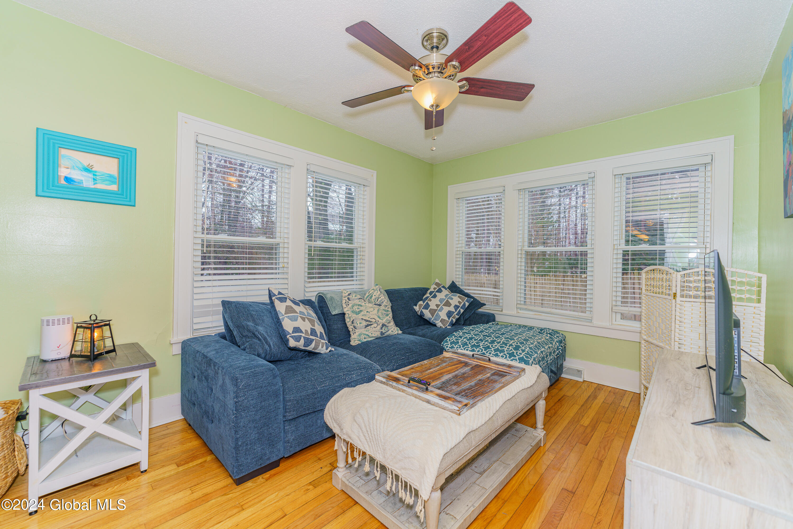 2734 Troy-Schenectady Road Niskayuna, NY 12309 - Photo 9 of 43 2 Familyroom 2