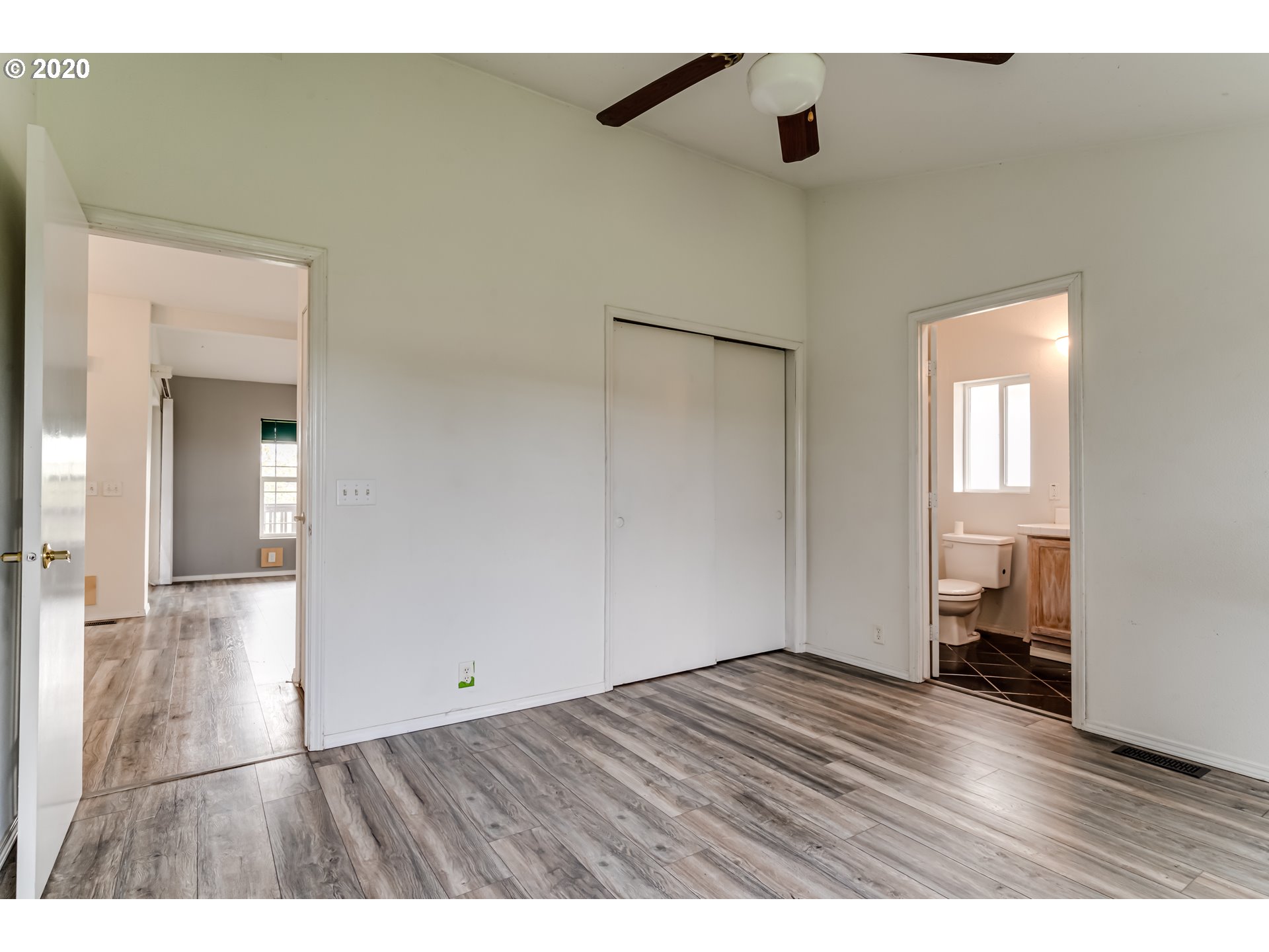 27812 Clear Lake Road Eugene, OR 97402 - Photo 22 of 32 Gallery Image 22