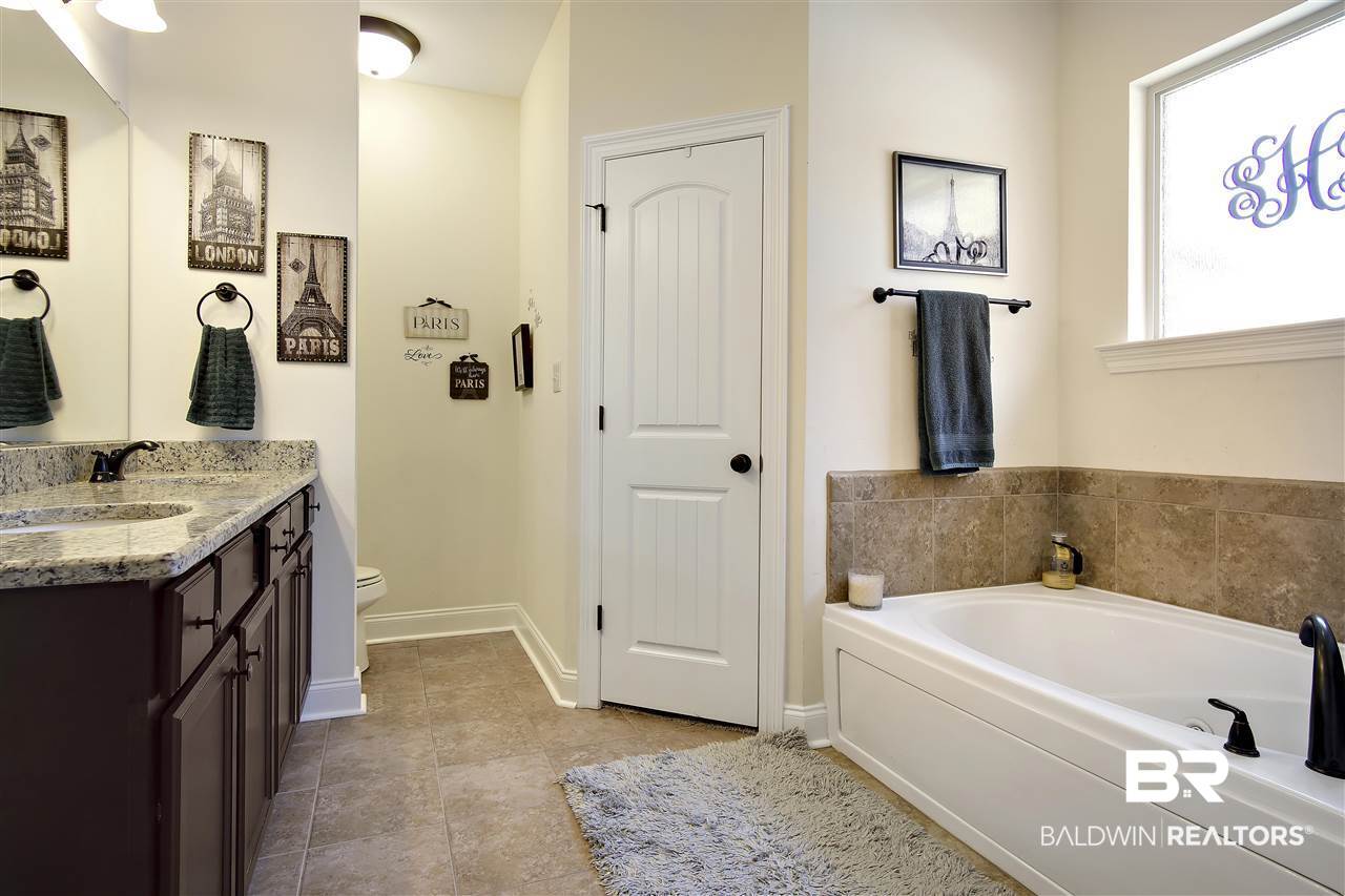 1062 Crown Walk Drive Foley, AL 36535 - Photo 17 of 30