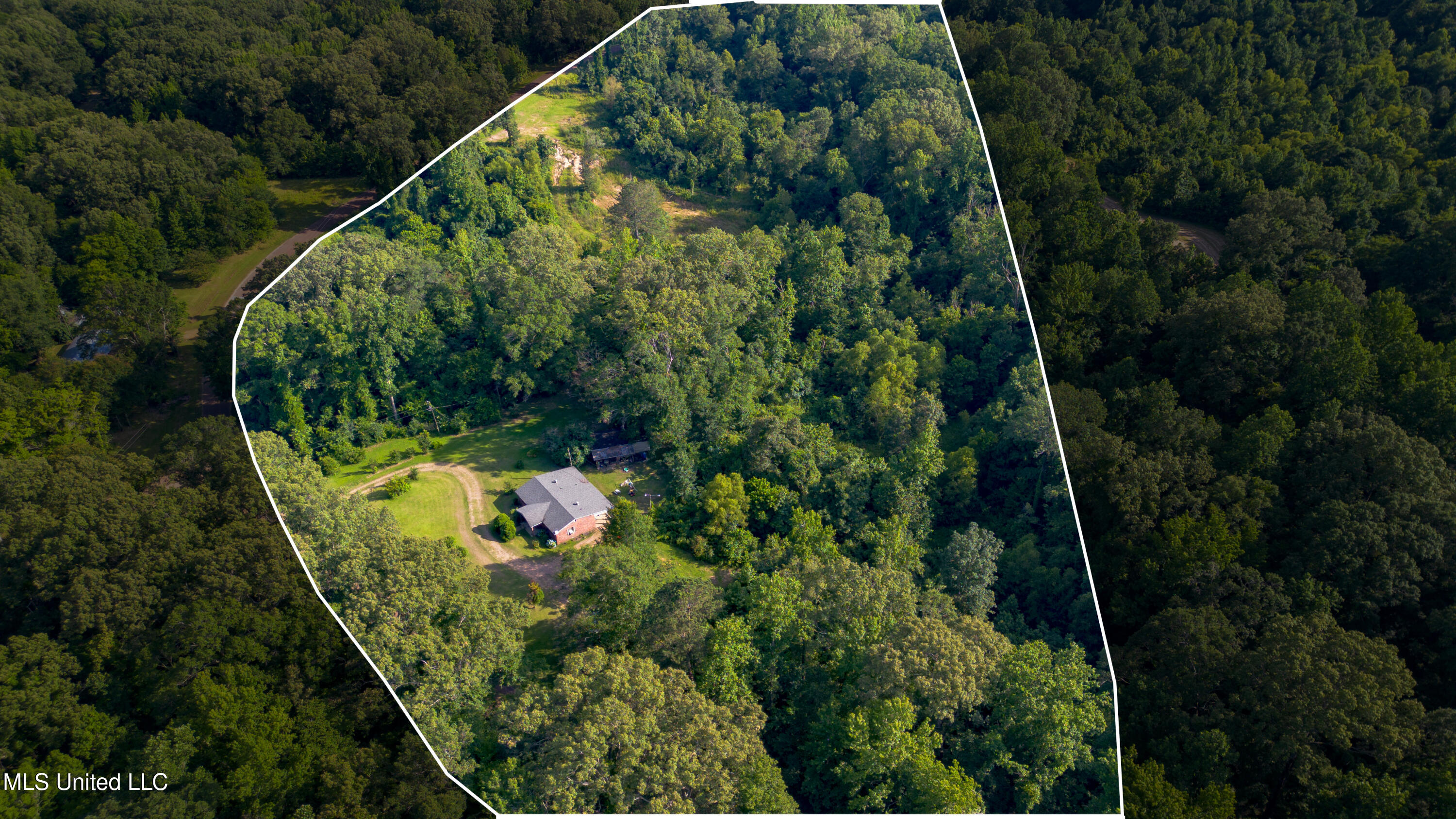 5699 Hebron Church Road Bentonia, MS 39040 - Photo 6 of 52 DJI_0186-Edit2