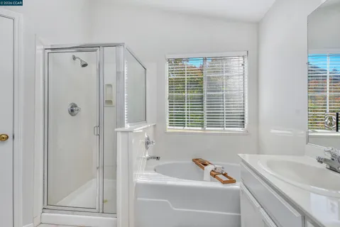 $949,500 | 280 Brady Street, Martinez, CA 94553