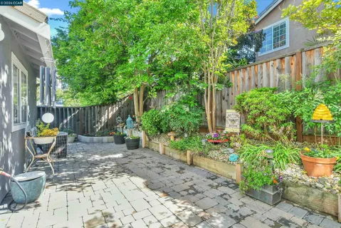 $949,500 | 280 Brady Street, Martinez, CA 94553