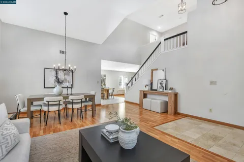 $949,500 | 280 Brady Street, Martinez, CA 94553