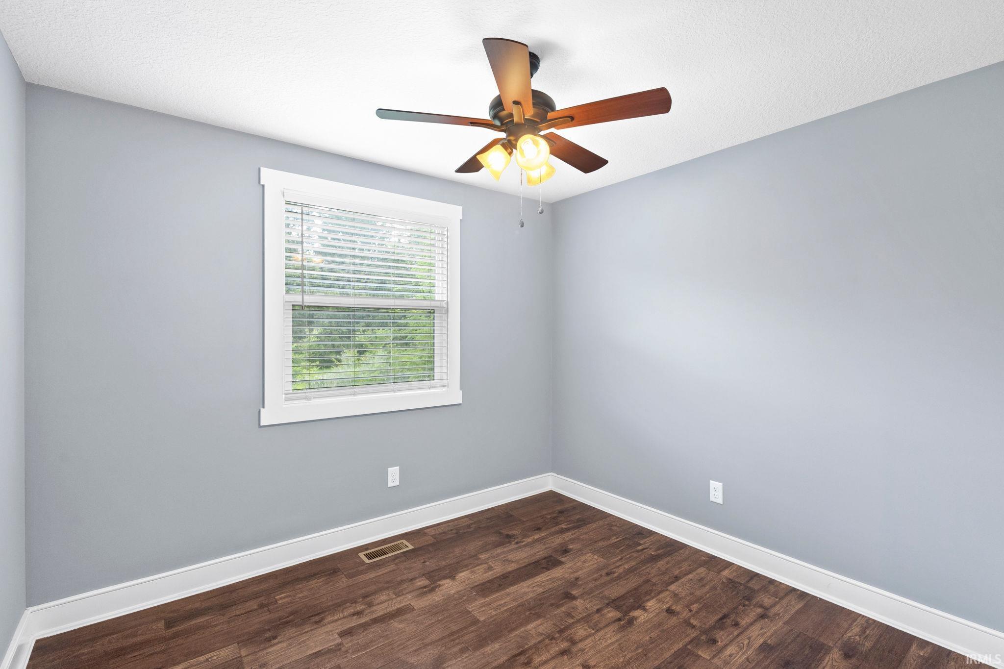 2404 Gump Road East Fort Wayne, IN 46845 - Photo 14 of 36