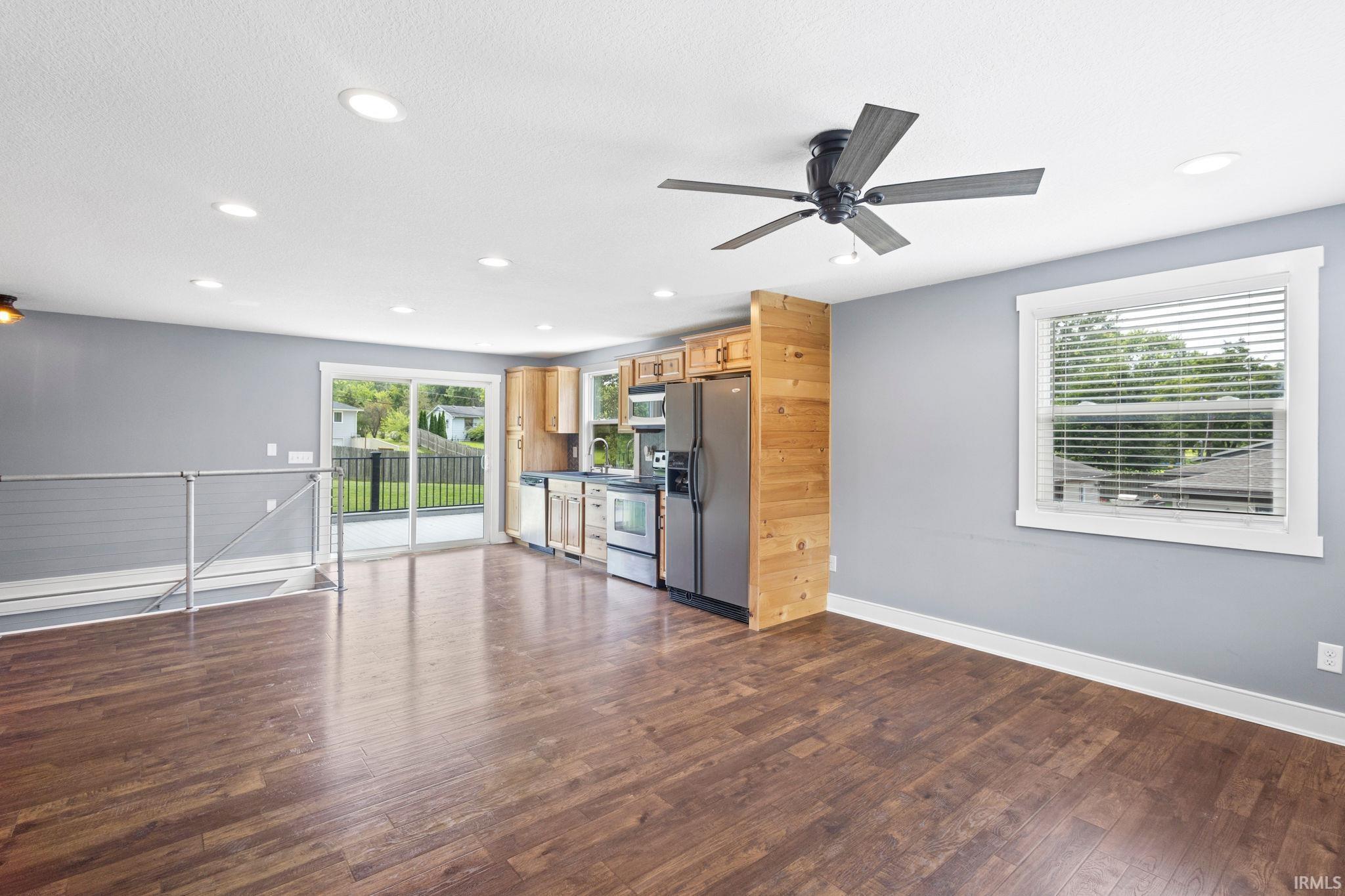 2404 Gump Road East Fort Wayne, IN 46845 - Photo 5 of 36